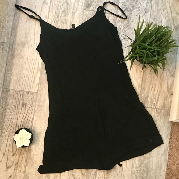 Sevengate Black Short Romper w/ Pockets & Ruffles - Picture 7 of 7
